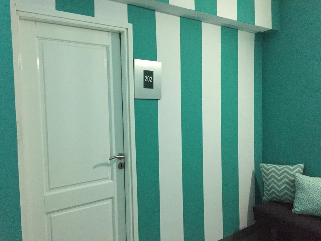 Defensa 821 Bed And Breakfast Buenos Aires Exterior foto